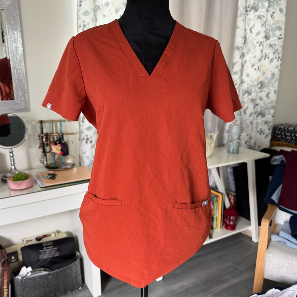 Figs scrub top XS
